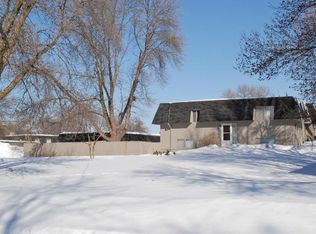 3724 Conroy Trl, Inver Grove Heights, MN 55076