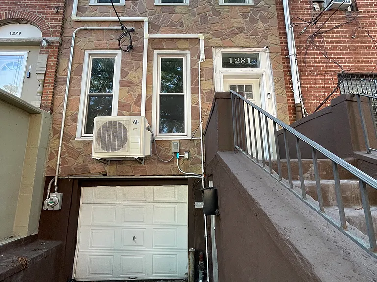 1281 Union Ave — Photo 32