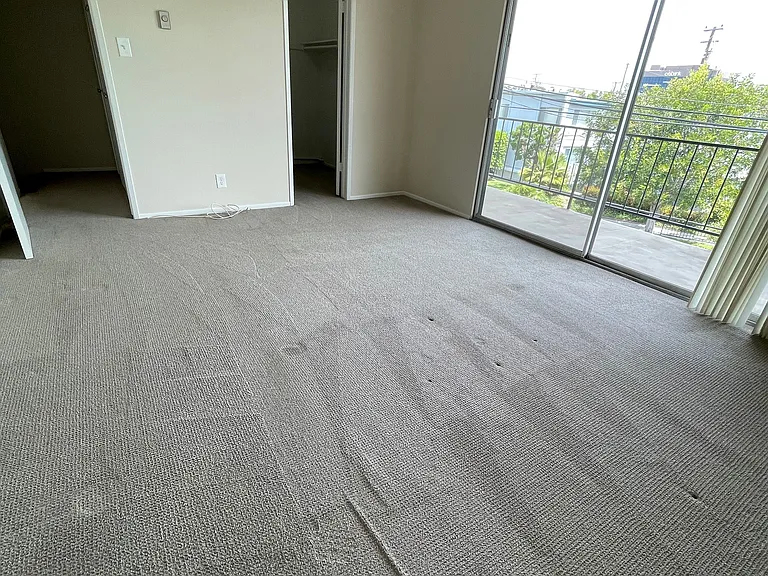 Main bedroom and walk-in closet