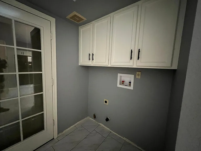 862 E Hearne Way — Photo 12