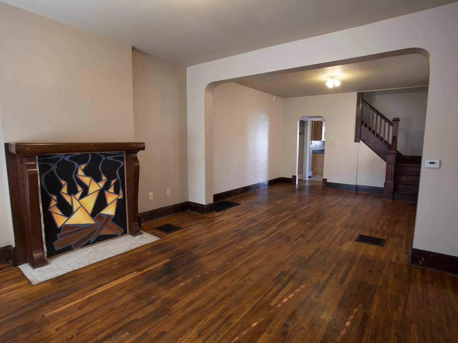 3 bed, 1200 sqft, $1,700 — Photo 2