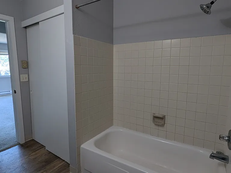 2910 SE Gladstone St #3 — Photo 14