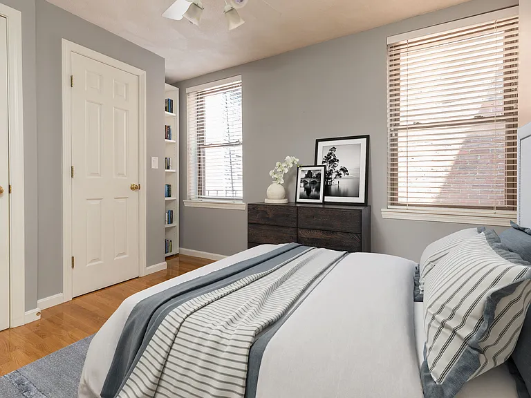 147-149 Richmond St #5 — Photo 7