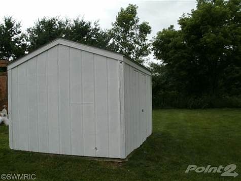 Extra shed for storage