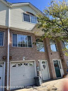 58 Pelican Cir, Staten Island, NY, 10306