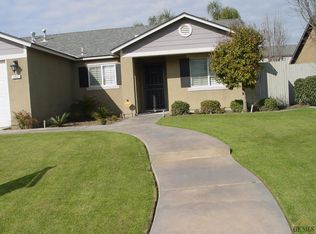 302 Agile Way, Bakersfield, CA 93307