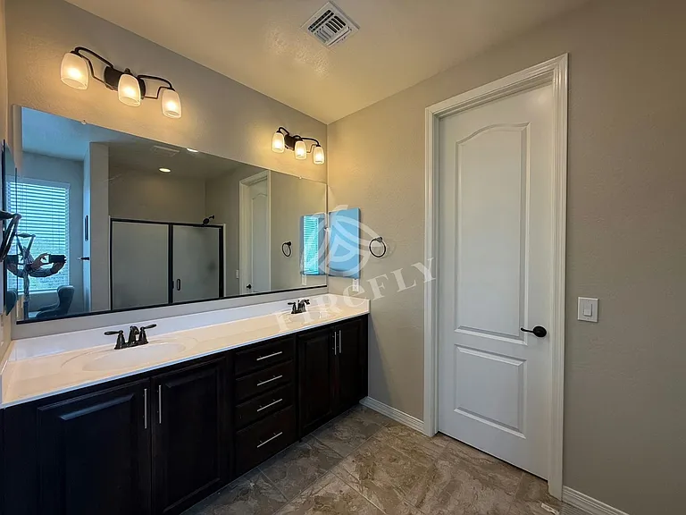 6802 N 86th Ln — Photo 22