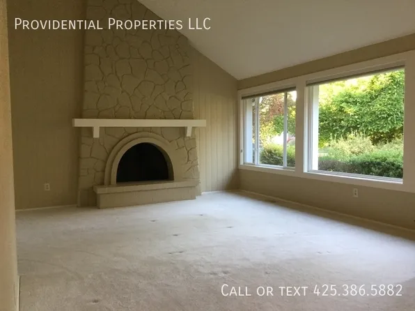 14207 SE 45th Pl, Bellevue, WA 98006