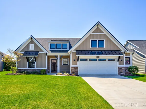 14042 Phoenix Pl, Holland, MI 49424
