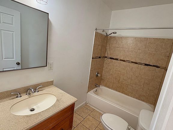 3rd image of 106 Washington St Floor 3