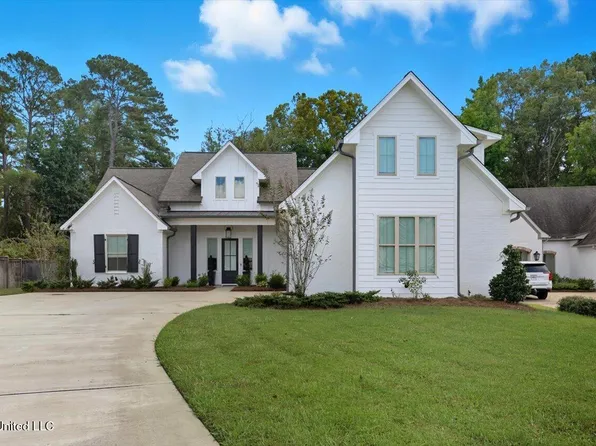 707 Chickasaw Dr S, Flowood, MS 39232
