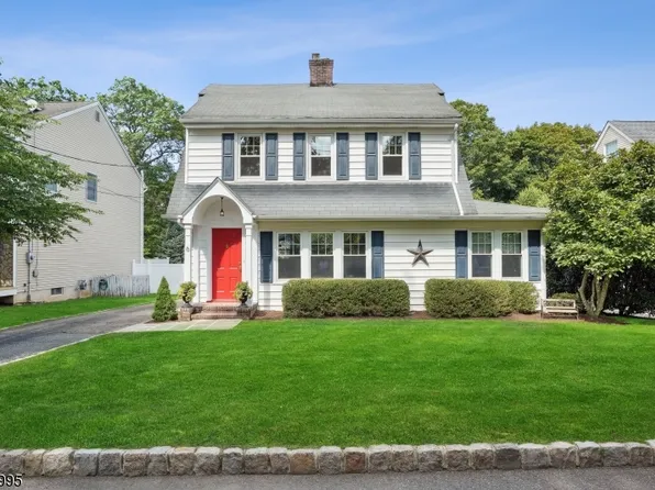 6 Oak Ct, Madison Boro, NJ 07940