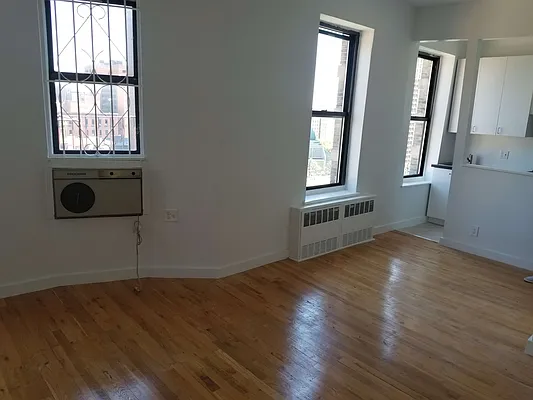 Rented by Prince Real Estate Associates LLC | media 19