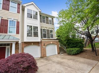 46776 Manchester Ter, Sterling, VA 20165