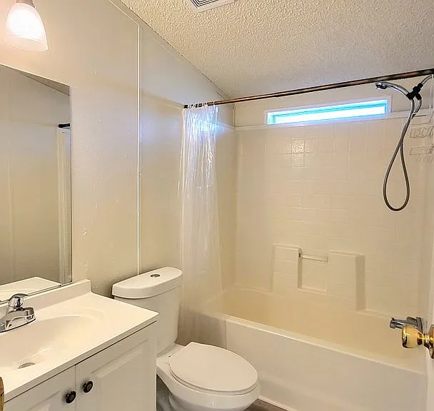 6720 Conestoga Pkwy — Photo 31