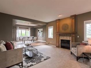 7715 Crestview Ln, Niwot, CO 80504