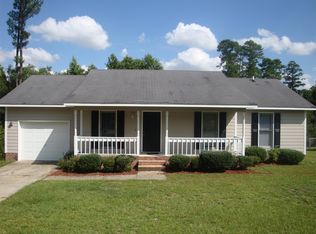 6886 Baystone Rd, Fayetteville, NC 28314