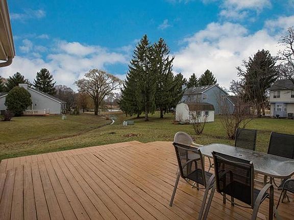 3rd image of 319 Anchor Dr