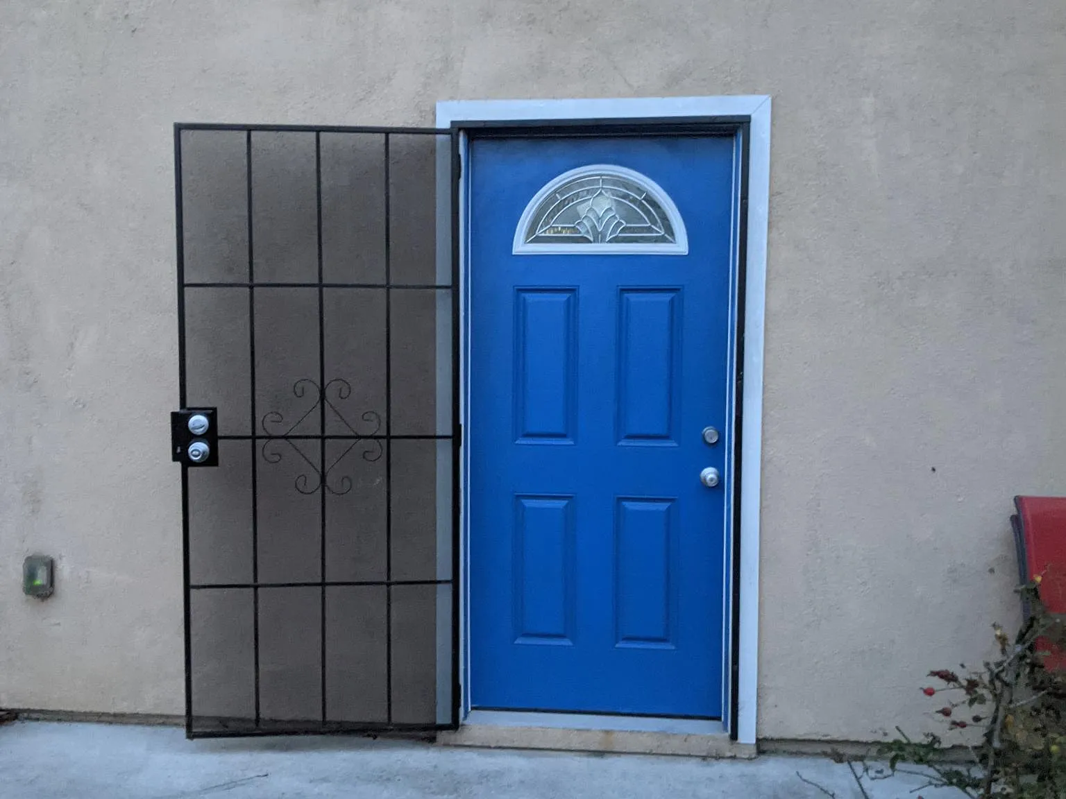 2 bed, 1275 sqft, $2,500 — Photo 1