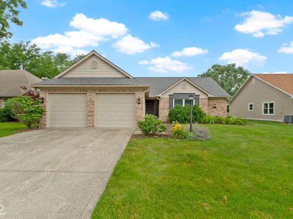 786 Woodview North Dr, Carmel, IN 46032