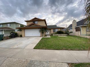 9082 Kapaa Dr, Huntington Beach, CA 92646