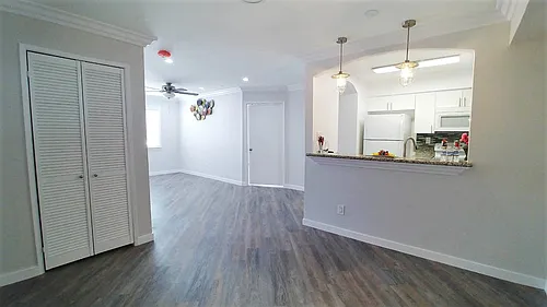 Floor plan 106