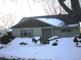 97 Wakefield St, Rochester, NY 14621