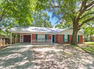 117 S Hickory St, Foley, AL 36535