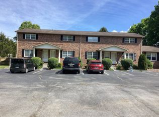 1025 W Mountainview Rd, Johnson City, TN 37604