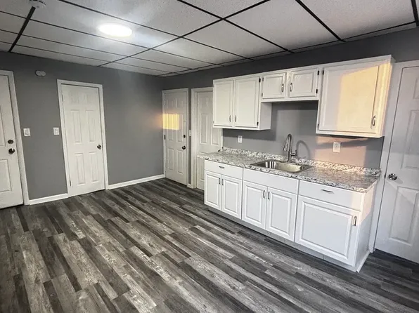 28 Hickory St, Waterbury, CT