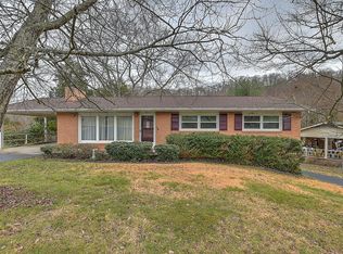 1101 Shadyside Dr, Kingsport, TN 37663