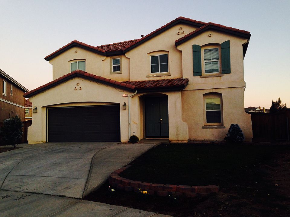 1st image of 13173 La Jolla St