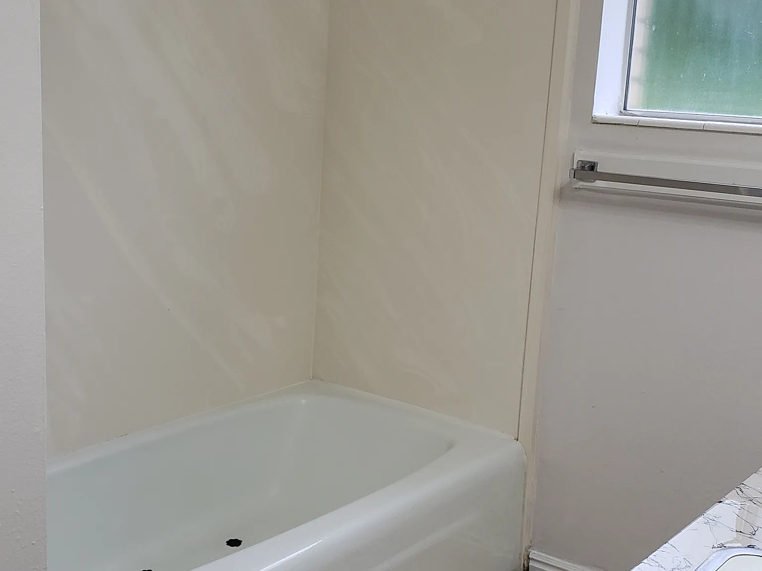 2 bed, 830 sqft, $1,100 — Photo 4