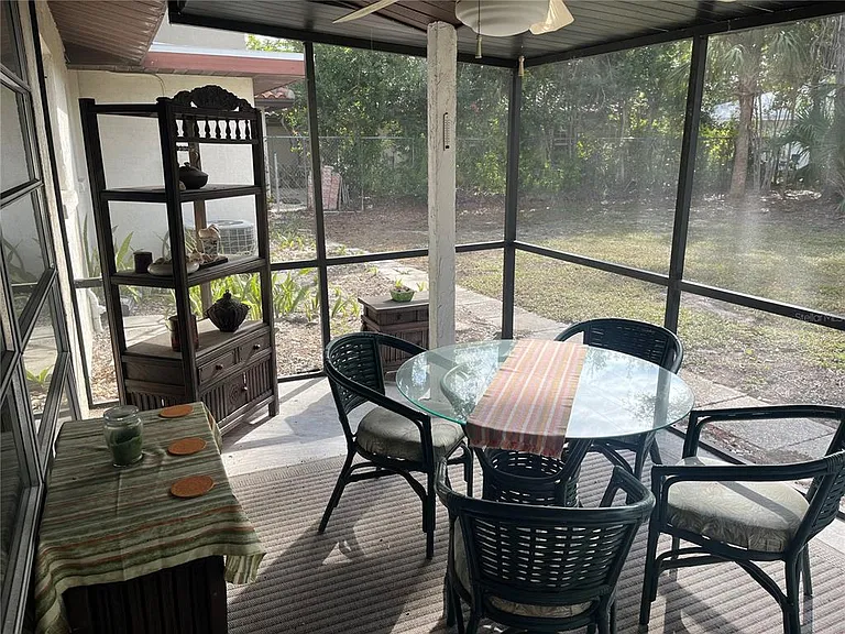 505 Granada Ave — Photo 14