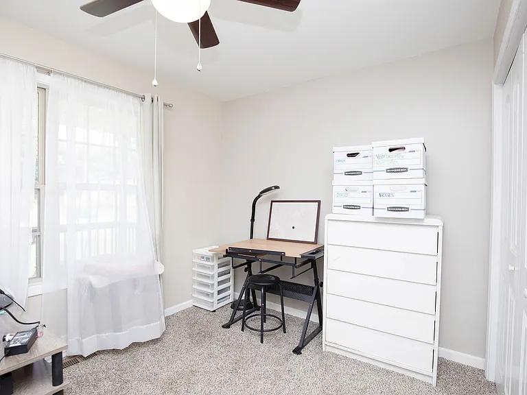 457 Reeves Dr — Photo 14