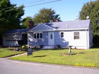 19 Philips Ave, Middletown, RI, 02842