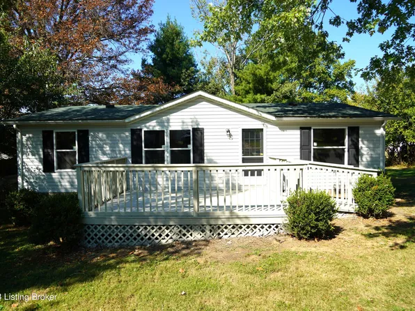 33 Roberts St, Pleasureville, KY 40057