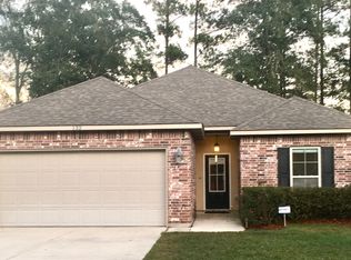 132 Meadow Spring Pl, Covington, LA 70435