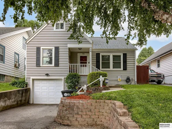 5011 Charles St, Omaha, NE 68132