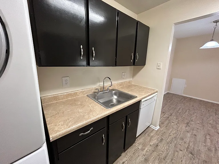 Forestbrook Apartments — Photo 79