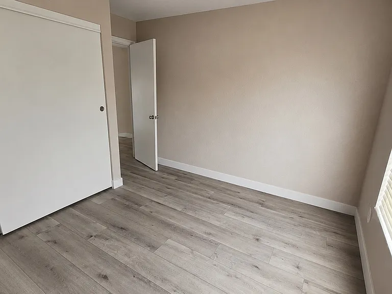 8070 W Russell Rd #2014 — Photo 7