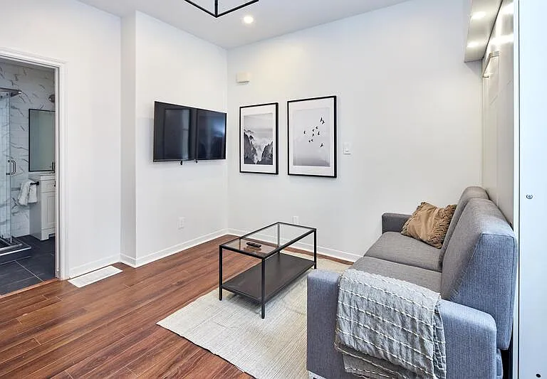 331 Catherine St #3 — Photo 8