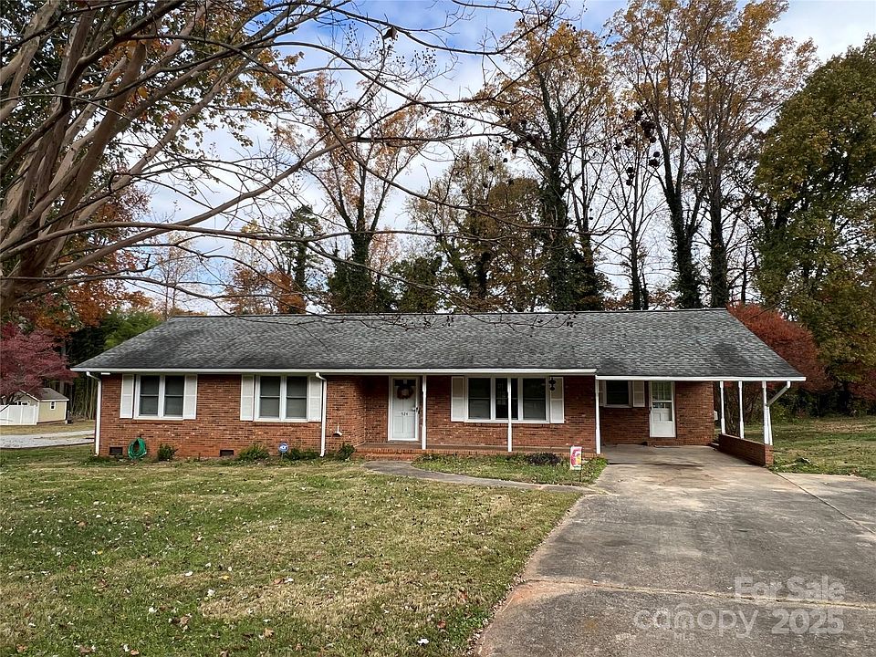 1st image of 924 Rollingwood Dr