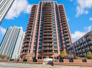 330 N Jefferson St APT 406, Chicago, IL 60661