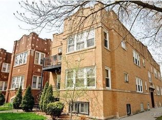 3805 W Roscoe St APT 1W, Chicago, IL 60618