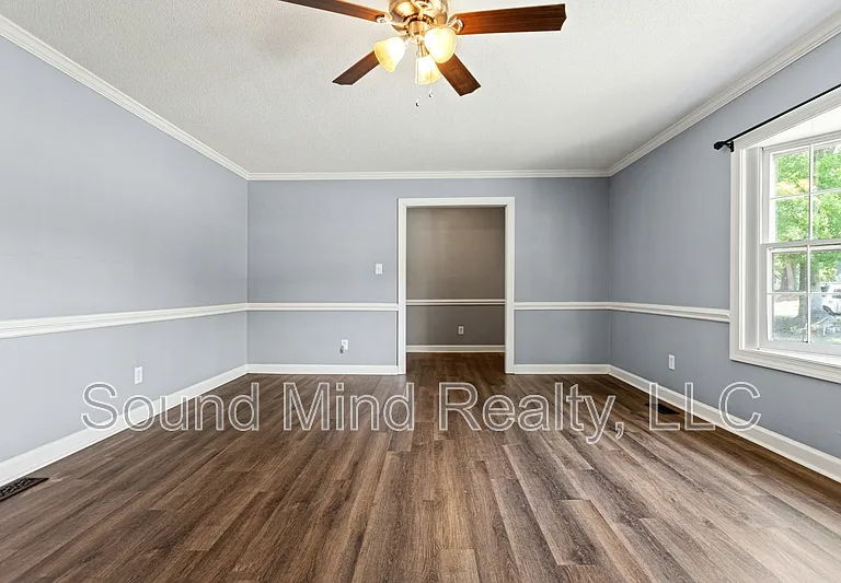 1601 Homestead Rd — Photo 13