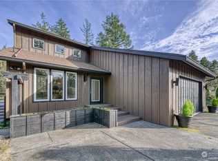 10513 74th Ave NW, Gig Harbor, WA