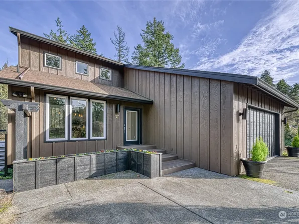 10513 74th Avenue NW, Gig Harbor, WA 98332