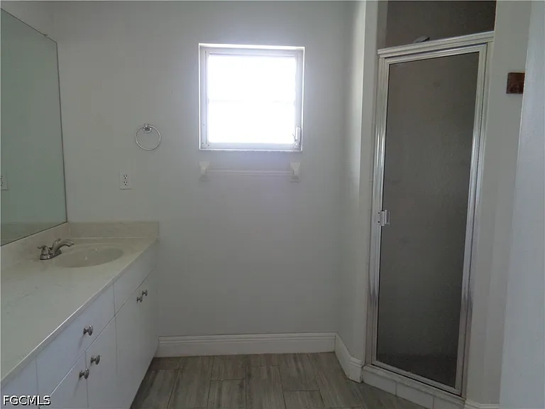 1320 SE 25th Ln — Photo 15
