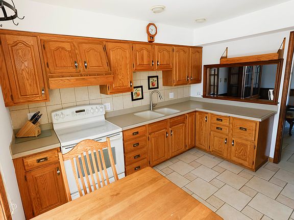 4th image of 9011 Gardner Rd